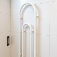 CLIP Design-Handtuchheizkörper Weiß 38x170 cm elektrisch steckerfertig Büroklammer