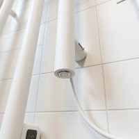 CLIP Design-Handtuchheizkörper Weiß 38x170 cm elektrisch steckerfertig Büroklammer