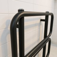 LOOP Design-Handtuchheizkörper 60x160 cm Schwarz Zentralheizung oder elektrisch